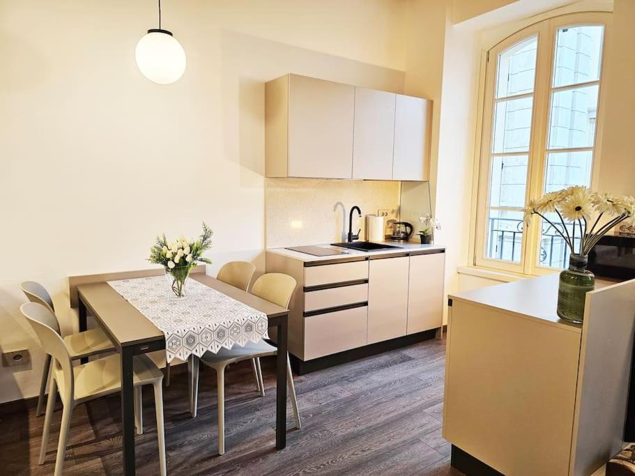Plaza Deluxe Modern Center House - View Como Lake - Top Privacy Bagian luar foto