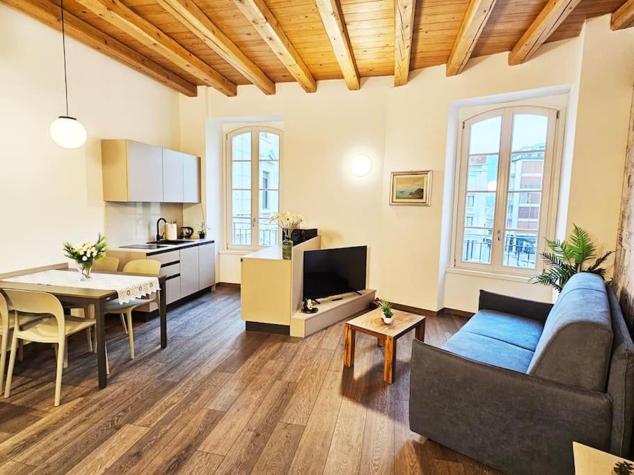 Plaza Deluxe Modern Center House - View Como Lake - Top Privacy Bagian luar foto